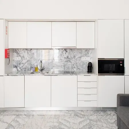 Plum Guide - Some Like It Squared Apartment *